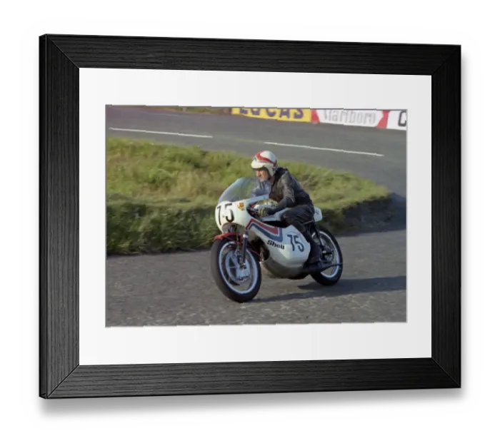 Framed Print : Tom Loughridge (Yamaha) 1974 F750 TT Framed Print : Tom Loughridge (Yamaha) 1974 F750 TT