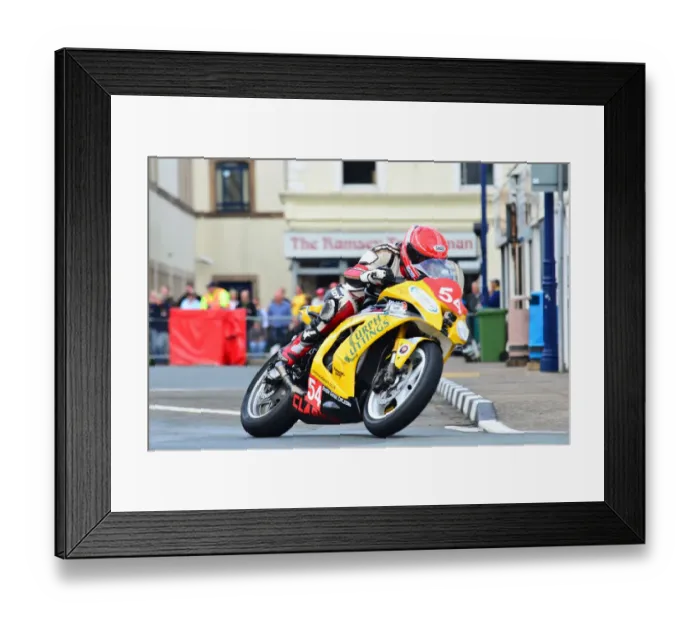 Framed Print : Peter Moore (Kawasaki) 2015 Newcomers Manx Grand Prix Framed Print : Peter Moore (Kawasaki) 2015 Newcomers Manx Grand Prix
