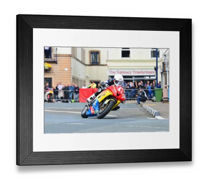 Framed Print : James Chawke (Kawasaki) 2015 Newcomers Manx Grand Prix Framed Print : James Chawke (Kawasaki) 2015 Newcomers Manx Grand Prix
