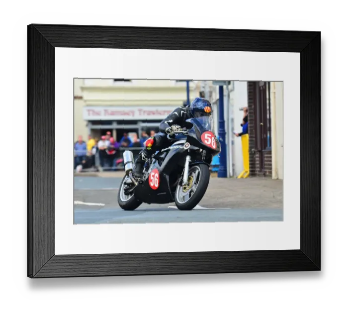 Framed Print : James Robertson (Suzuki) 2015 Newcomers Manx Grand Prix Framed Print : James Robertson (Suzuki) 2015 Newcomers Manx Grand Prix