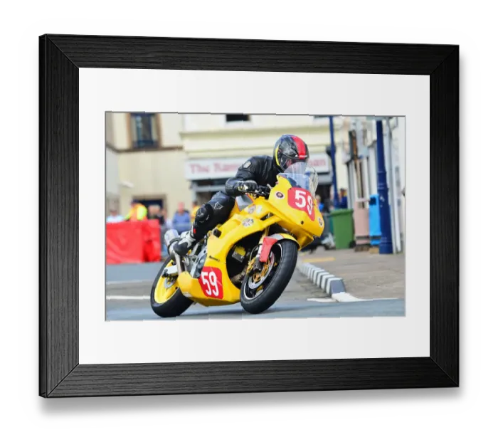 Framed Print : Phil Walters (Suzuki) 2015 Newcomers Manx Grand Prix Framed Print : Phil Walters (Suzuki) 2015 Newcomers Manx Grand Prix