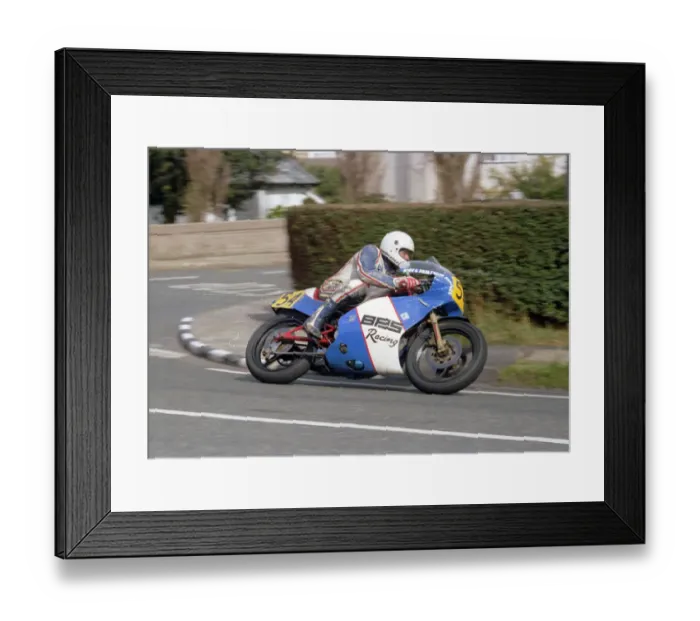 Framed Print : Tom Knight (Ducati) 1986 Senior Manx Grand Prix Framed Print : Tom Knight (Ducati) 1986 Senior Manx Grand Prix