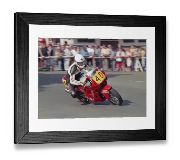 Framed Print : Alan Burman (Honda) 1987 Senior Manx Grand Prix Framed Print : Alan Burman (Honda) 1987 Senior Manx Grand Prix