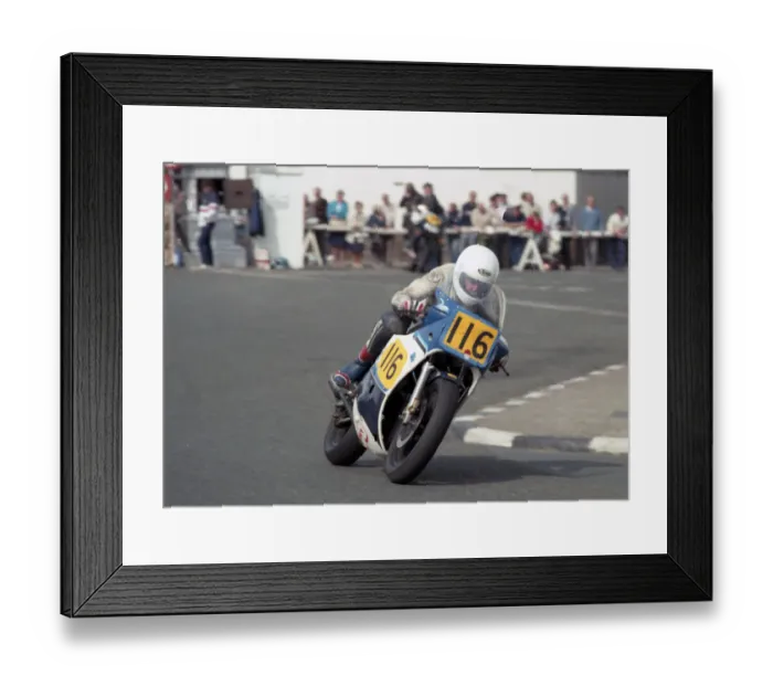 Framed Print : Brian Appleton (Suzuki) 1986 Senior Manx Grand Prix Framed Print : Brian Appleton (Suzuki) 1986 Senior Manx Grand Prix