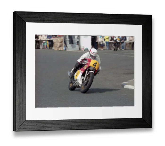 Framed Print : Stephen Hazlett (Yamaha) 1986 Senior Manx Grand Prix Framed Print : Stephen Hazlett (Yamaha) 1986 Senior Manx Grand Prix