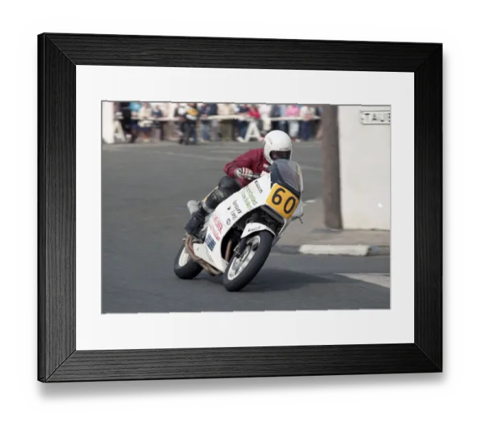 Framed Print : Adam Woodhall (Honda) 1986 Senior Manx Grand Prix Framed Print : Adam Woodhall (Honda) 1986 Senior Manx Grand Prix