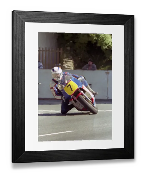 Framed Print : Tom Knight (Honda) 1991 Senior Manx Grand Prix Framed Print : Tom Knight (Honda) 1991 Senior Manx Grand Prix