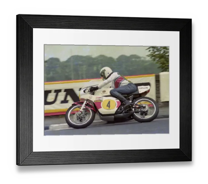 Framed Print : Billy Guthrie (Danfay Yamaha) 1976 Senior TT Framed Print : Billy Guthrie (Danfay Yamaha) 1976 Senior TT