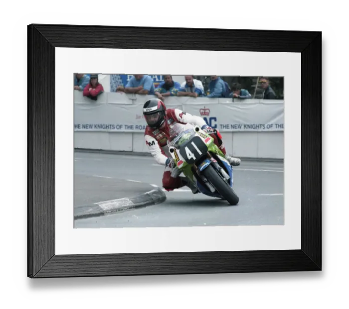 Framed Print : Alan Warner (Kawasaki) 1992 Supersport 400 TT Framed Print : Alan Warner (Kawasaki) 1992 Supersport 400 TT