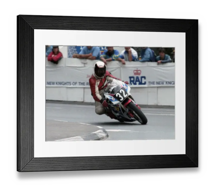 Framed Print : John Raybould (Suzuki) 1992 Ultra Lightweight TT Framed Print : John Raybould (Suzuki) 1992 Ultra Lightweight TT