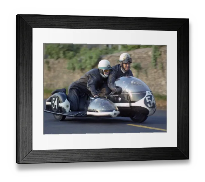 Framed Print : Dave Dickinson & Stan Cooper (BMW) 1971 500 Sidecar TT Framed Print : Dave Dickinson & Stan Cooper (BMW) 1971 500 Sidecar TT