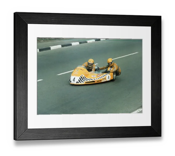 Framed Print : Dick Greasley & Stuart Atkinson (Busch Yamaha) 1982 Sidecar TT Framed Print : Dick Greasley & Stuart Atkinson (Busch Yamaha) 1982 Sidecar TT