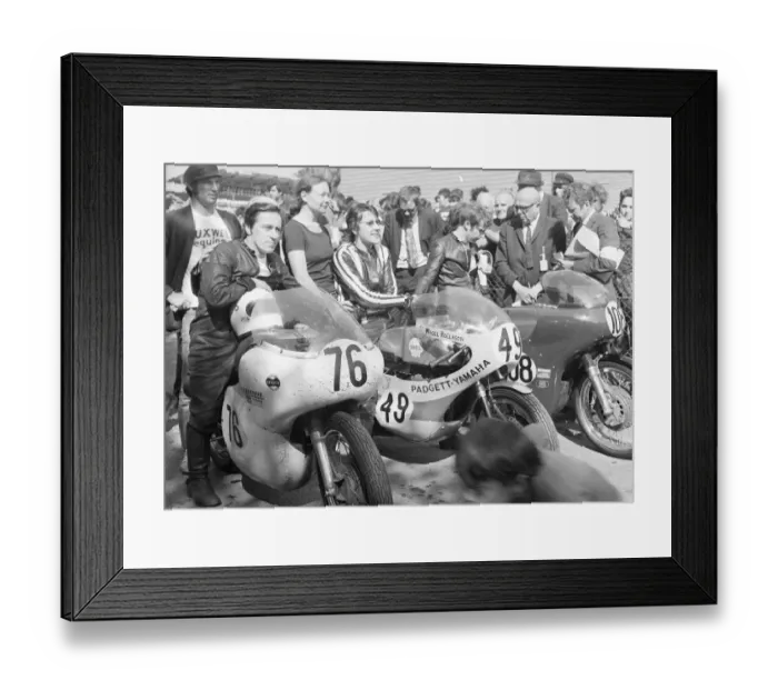 Framed Print : Pete Elmore (Norton) Nigel Rollason (Yamaha) Ken Huggett (Kettle Norton) 1971 Senior Manx Grand Prix Framed Print : Pete Elmore (Norton) Nigel Rollason (Yamaha) Ken Huggett (Kettle Norton) 1971 Senior Manx Grand Prix