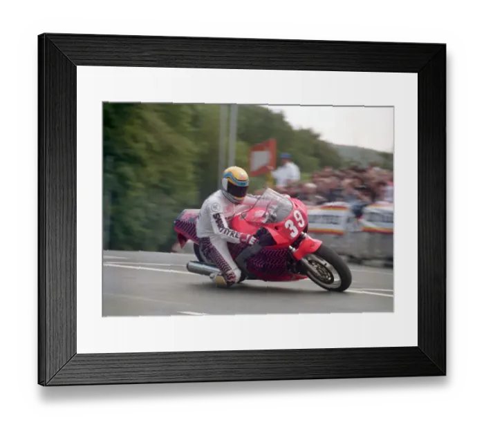 Framed Print : Phil Hogg (Yamaha) 1988 Production A TT Framed Print : Phil Hogg (Yamaha) 1988 Production A TT