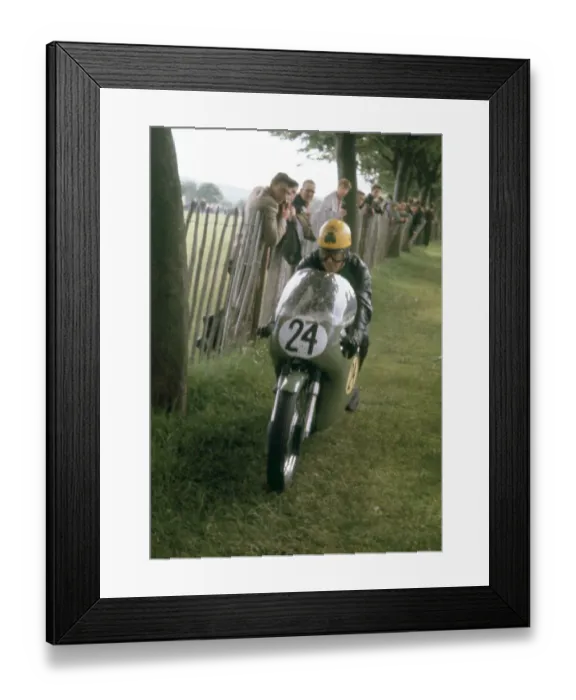 Framed Print : Joe Dunphy (Norton) 1963 Senior TT Framed Print : Joe Dunphy (Norton) 1963 Senior TT