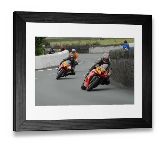 Framed Print : Paul Cranston (P & J Honda) 2007 Southern 100 Framed Print : Paul Cranston (P & J Honda) 2007 Southern 100