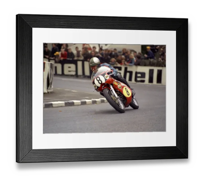 Framed Print : Alan Barnett (Aermacchi) 1971 Senior TT Framed Print : Alan Barnett (Aermacchi) 1971 Senior TT