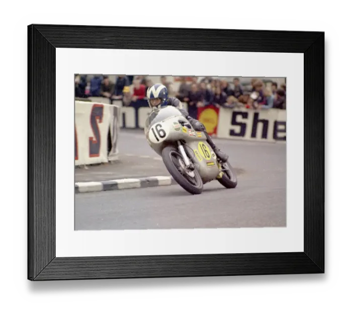 Framed Print : Peter Williams (Arter Matchless) 1971 Senior TT Framed Print : Peter Williams (Arter Matchless) 1971 Senior TT