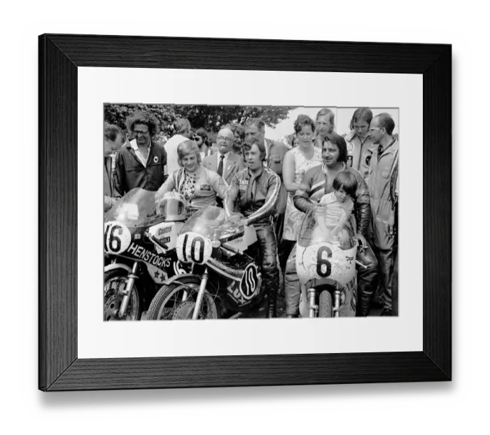 Framed Print : Neil Tuxworth (Yamaha) Tommy Robb (Yamaha) and Jan Kostwinder (Yamaha) 1973 Ultra Lightweight TT Framed Print : Neil Tuxworth (Yamaha) Tommy Robb (Yamaha) and Jan Kostwinder (Yamaha) 1973 Ultra Lightweight TT
