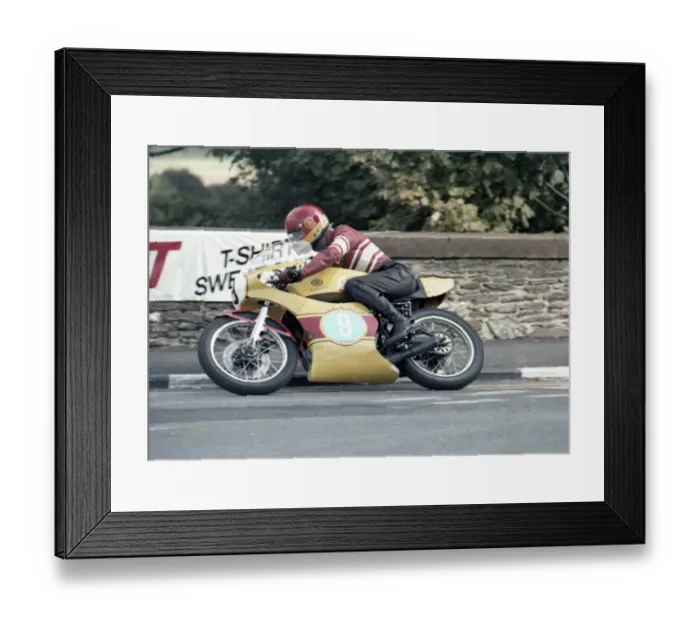 Framed Print : Cliff Mylchreest (Yamaha) 1978 Junior Manx Grand Prix Framed Print : Cliff Mylchreest (Yamaha) 1978 Junior Manx Grand Prix