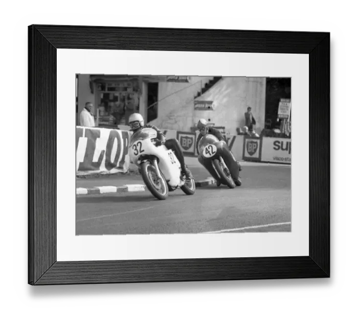 Framed Print : Michael Tooze (Norton) and Nigel Warren (Matchless) 1966 Senior Manx Grand Prix Framed Print : Michael Tooze (Norton) and Nigel Warren (Matchless) 1966 Senior Manx Grand Prix