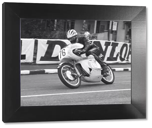 Dave Bedington (Greeves) 1966 Lightweight Manx Grand Prix