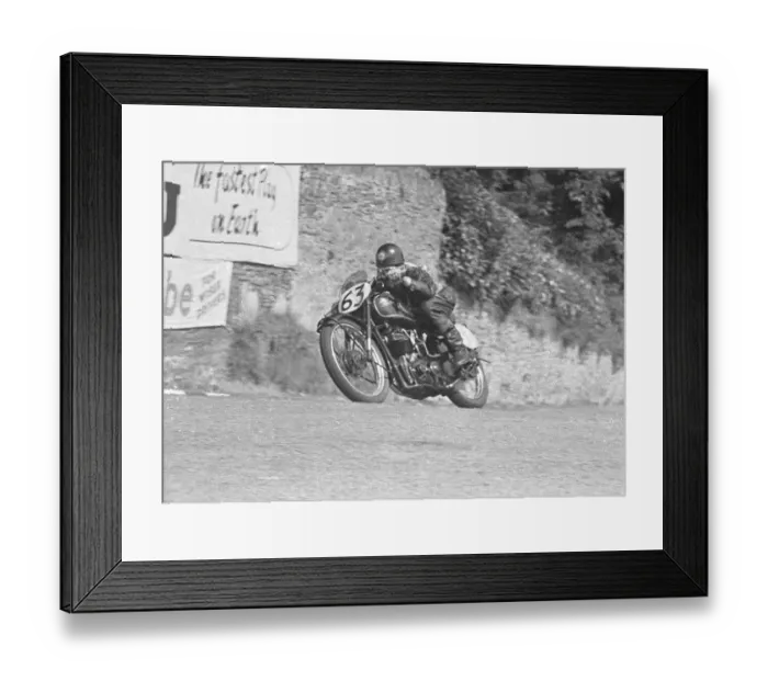 Framed Print : Cecil Sandford (Velocette) 1949 Junior Clubman TT