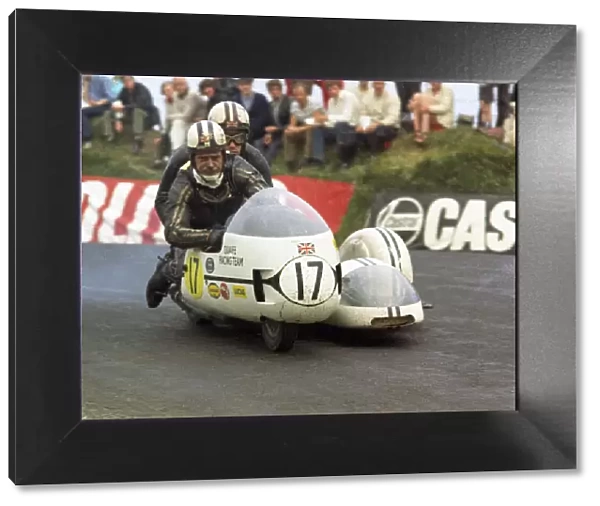 Alan Sansum & Alex MacFadzean (Triumph) 1970 750 Sidecar TT