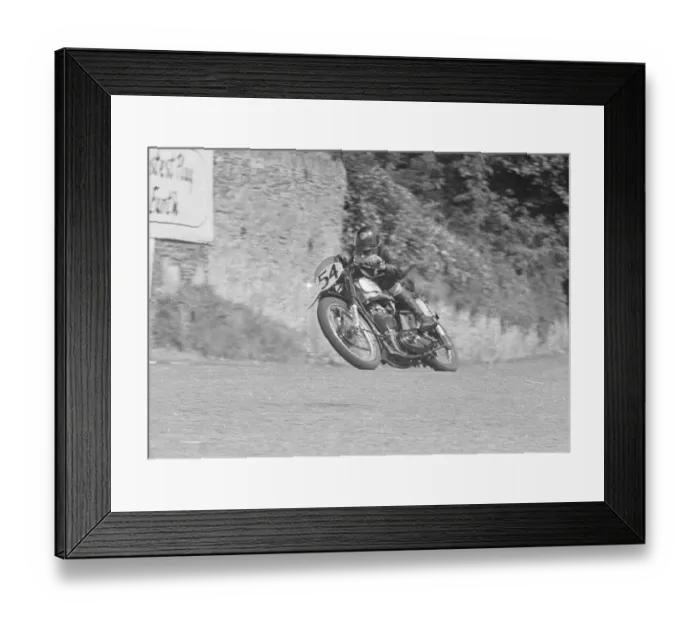 Framed Print : John Simister (Norton) 1949 Junior Clubman TT Framed Print : John Simister (Norton) 1949 Junior Clubman TT