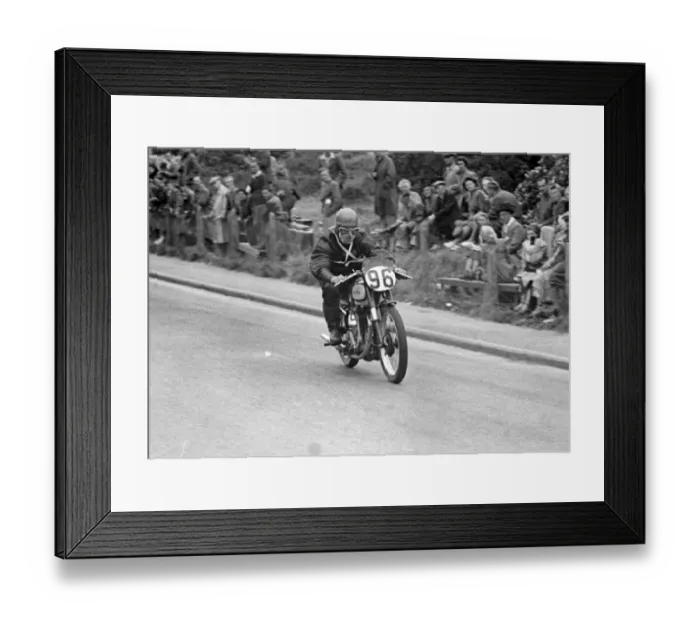 Framed Print : Sam Seston (Norton) 1950 Junior Clubman TT Framed Print : Sam Seston (Norton) 1950 Junior Clubman TT