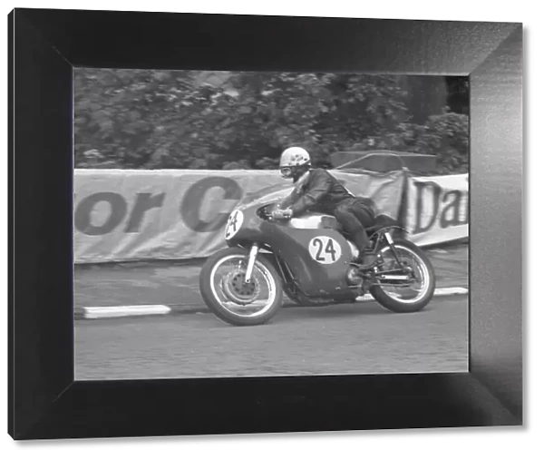 Dan Shorey (Norton) 1965 Senior TT