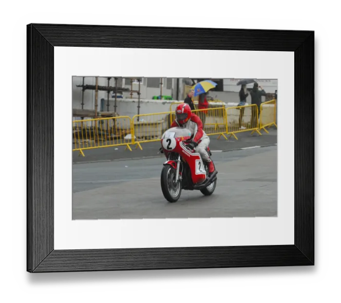 Framed Print : Alex Smith (Honda) 2012 VMCC Parade Lap Framed Print : Alex Smith (Honda) 2012 VMCC Parade Lap