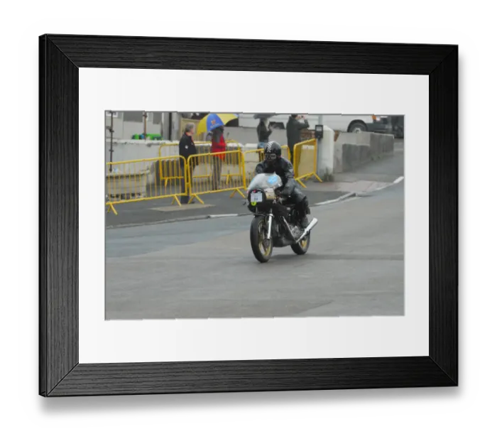 Framed Print : Andy Smith (Ducati) 2012 VMCC Parade Lap Framed Print : Andy Smith (Ducati) 2012 VMCC Parade Lap