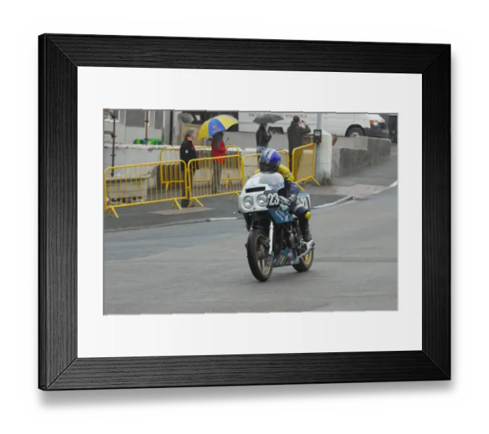Framed Print : Rob Wittey (Darvill Spondon) 2012 VMCC Parade Lap Framed Print : Rob Wittey (Darvill Spondon) 2012 VMCC Parade Lap