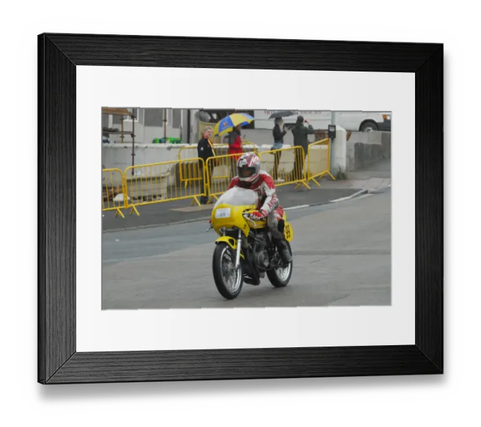 Framed Print : David James Roberts (Honda) 2012 VMCC Parade Lap Framed Print : David James Roberts (Honda) 2012 VMCC Parade Lap