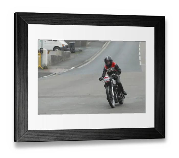Framed Print : John Reid (Norton) 2012 VMCC Parade Lap Framed Print : John Reid (Norton) 2012 VMCC Parade Lap