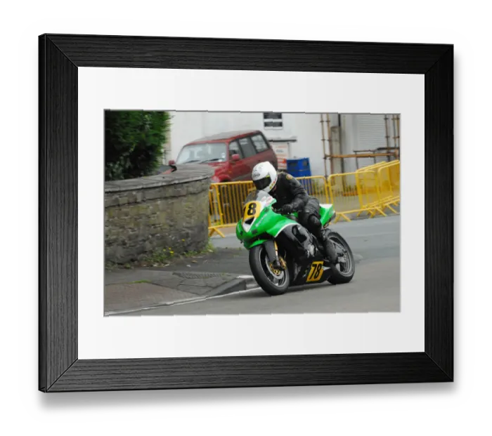 Framed Print : Stephen Carr (Kawasaki) 2012 Senior Manx Grand Prix Framed Print : Stephen Carr (Kawasaki) 2012 Senior Manx Grand Prix