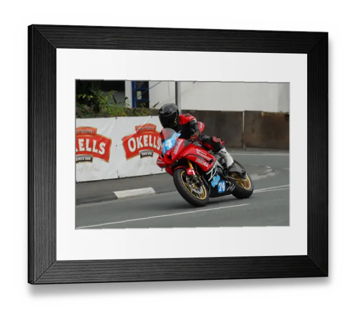 Framed Print : Mike Swanson (Yamaha) 2012 Junior Manx Grand Prix Framed Print : Mike Swanson (Yamaha) 2012 Junior Manx Grand Prix
