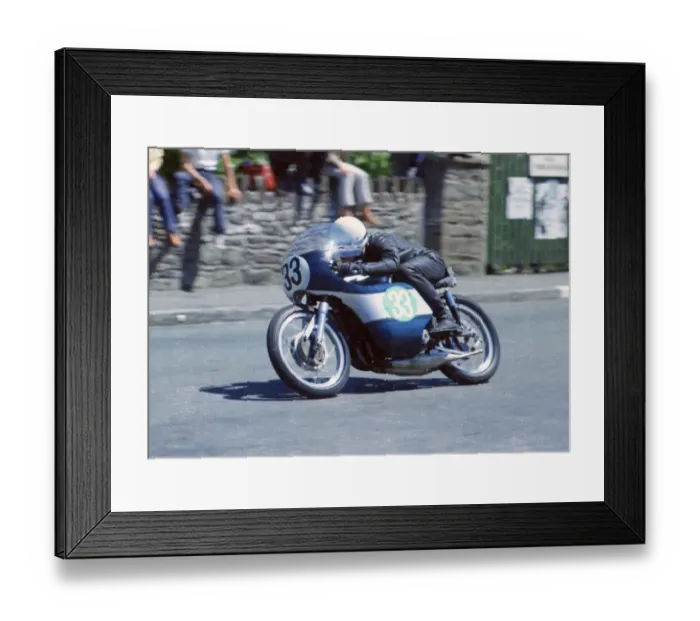 Framed Print : Paul Smart (Yamaha) 1968 Lightweight TT Framed Print : Paul Smart (Yamaha) 1968 Lightweight TT