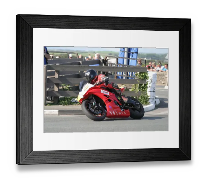 Framed Print : Mark Parrett (Yamaha) 2007 Steam Packet Races Framed Print : Mark Parrett (Yamaha) 2007 Steam Packet Races