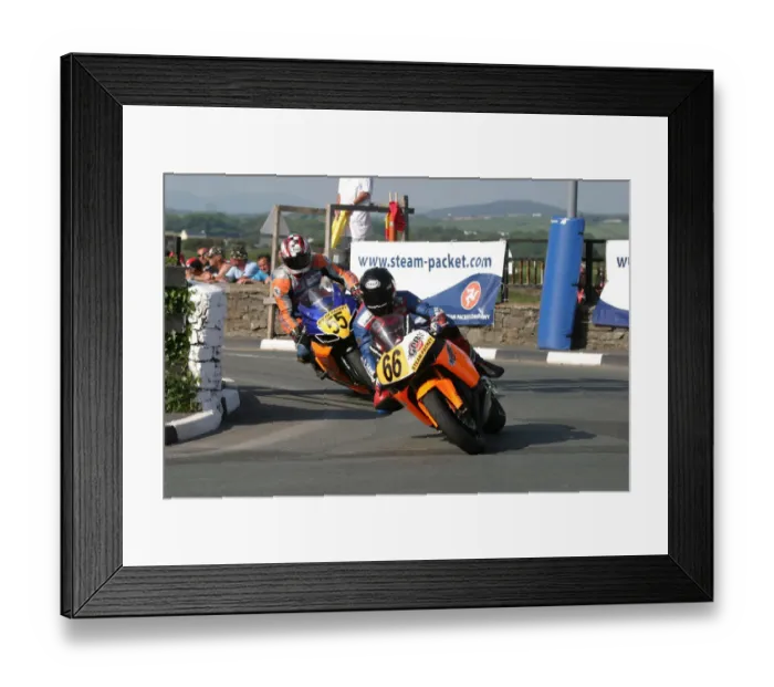Framed Print : Michael Charnock (Honda) 2007 Steam Packet Races Framed Print : Michael Charnock (Honda) 2007 Steam Packet Races