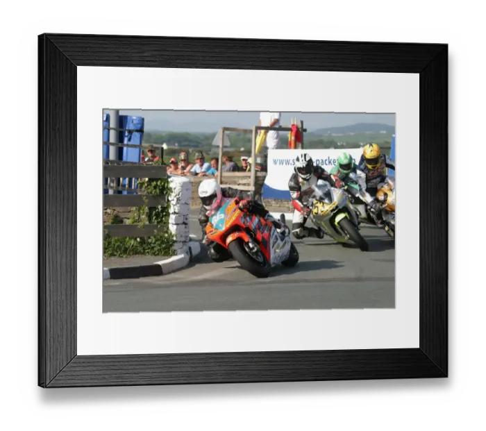 Framed Print : William Dunlop (Flynn Honda) 2007 Steam Packet Races Framed Print : William Dunlop (Flynn Honda) 2007 Steam Packet Races