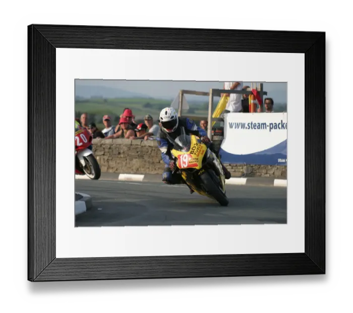 Framed Print : Alan Bud Jackson (Suzuki) 2007 Steam Packet Races Framed Print : Alan Bud Jackson (Suzuki) 2007 Steam Packet Races
