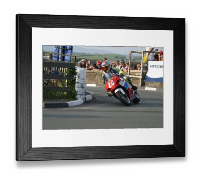 Framed Print : John Crellin (Suzuki) 2007 Steam Packet Races Framed Print : John Crellin (Suzuki) 2007 Steam Packet Races