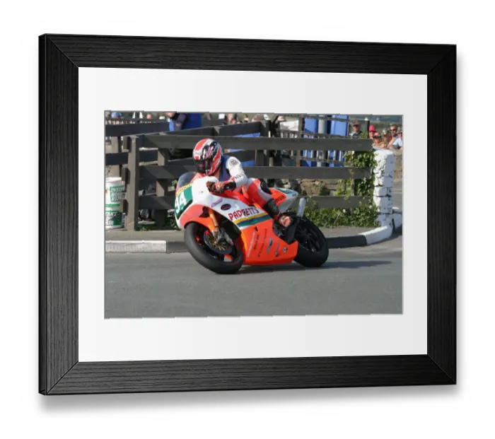 Framed Print : Dean Martin (Padgett Honda) 2007 Steam Packet Races Framed Print : Dean Martin (Padgett Honda) 2007 Steam Packet Races