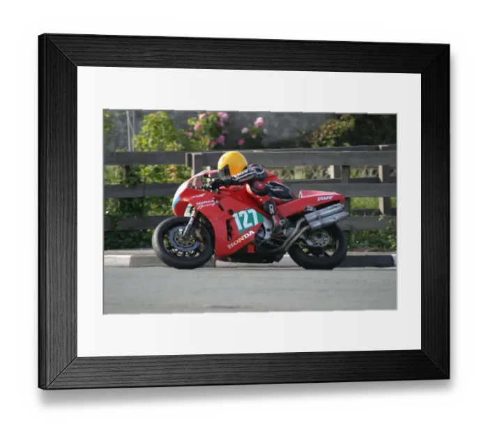 Framed Print : Dave Moffitt (Honda) 2007 Steam Packet Races Framed Print : Dave Moffitt (Honda) 2007 Steam Packet Races