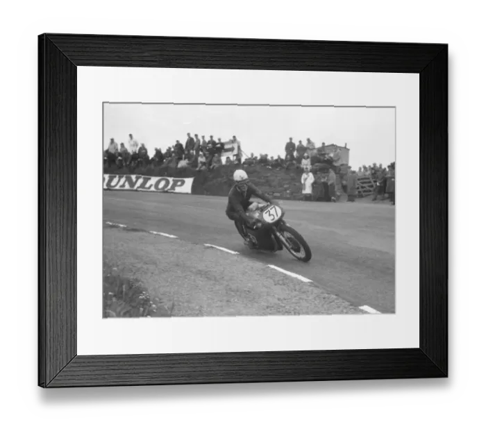 Framed Print : Jannie Stander (Velocette) 1960 Lightweight TT Framed Print : Jannie Stander (Velocette) 1960 Lightweight TT