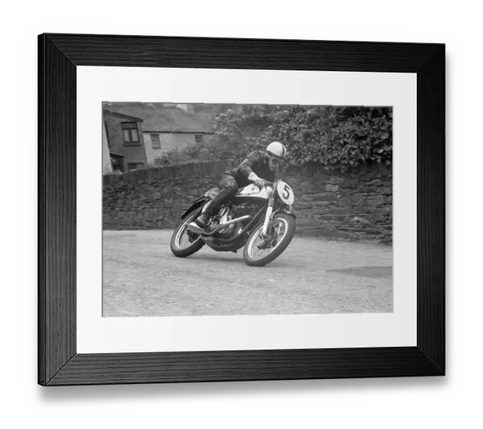 Framed Print : John Surtees (Norton) 1955 Junior TT Framed Print : John Surtees (Norton) 1955 Junior TT