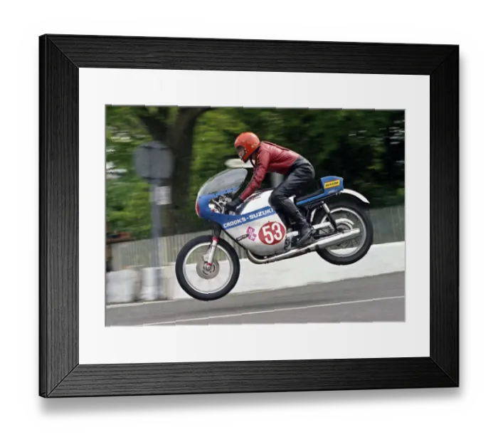 Framed Print : Roger Sutcliffe (Crooks Suzuki) 1974 Production TT Framed Print : Roger Sutcliffe (Crooks Suzuki) 1974 Production TT