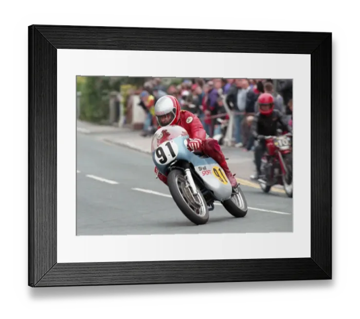Framed Print : Roger Sutcliffe (Crooks Suzuki) 1995 Classic Parade Lap Framed Print : Roger Sutcliffe (Crooks Suzuki) 1995 Classic Parade Lap